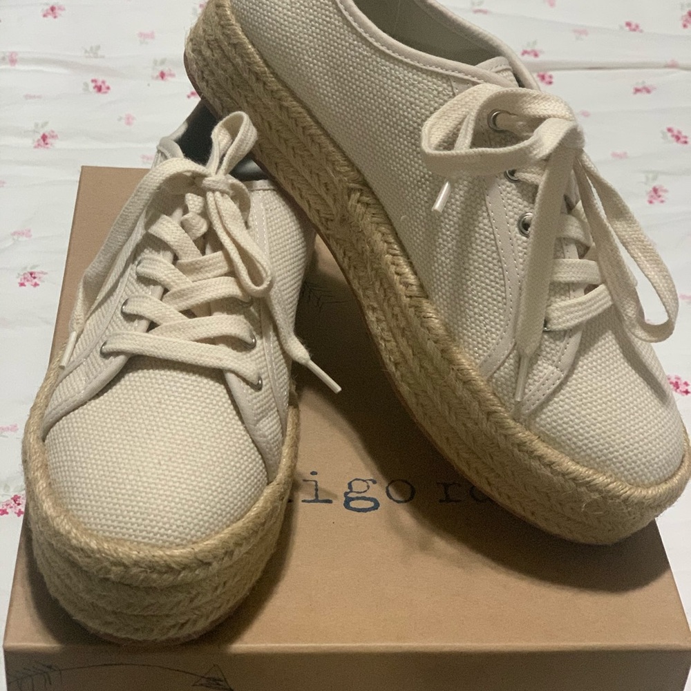Natural Fabric Shoe. Brand new!